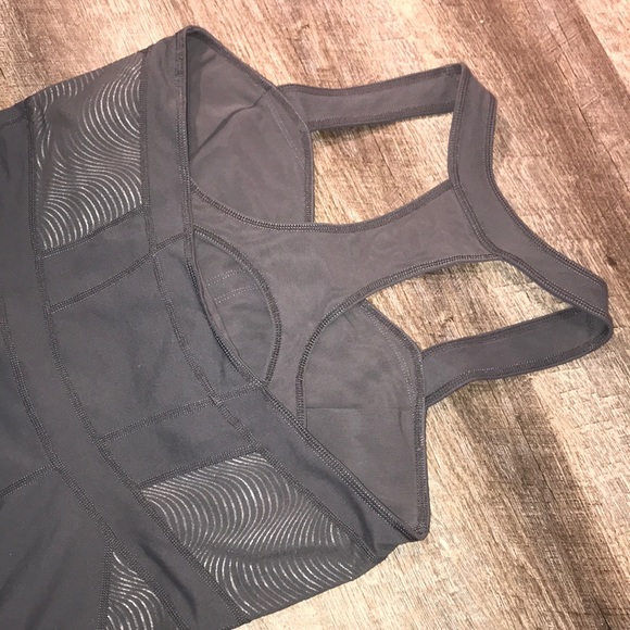 ZELLA Activewear dark gray tank w/ racerback▪️sz L - Picture 7 of 8